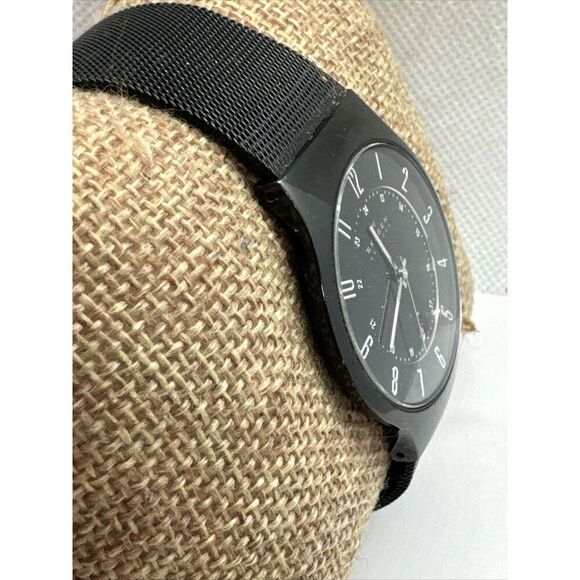 Skagen 233XLTMB Men\'s Black Titanium Mesh Analog Dial Quartz Wrist Watch AEA170 main image 11